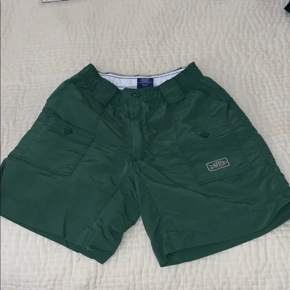Men’s size 28 Green Aftco Shorts